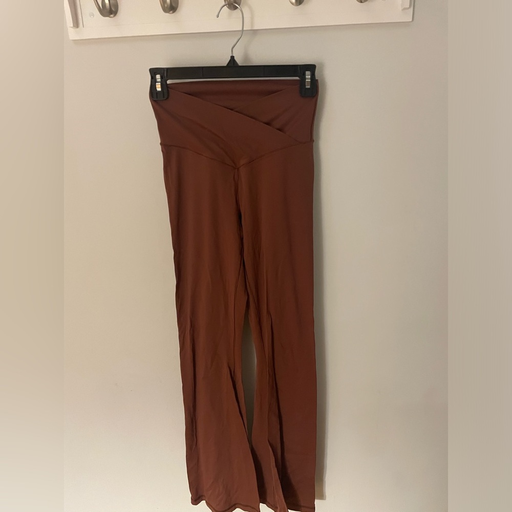 Aerie real me high waisted crossover flare legging size medium.
